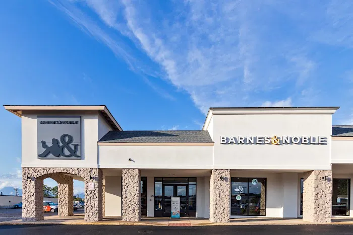 Barnes & Noble 1