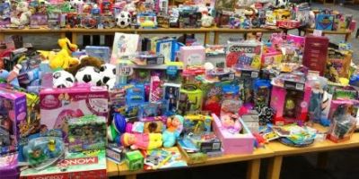 How to Organize a Successful Community Toy Drive and Make a Real Difference