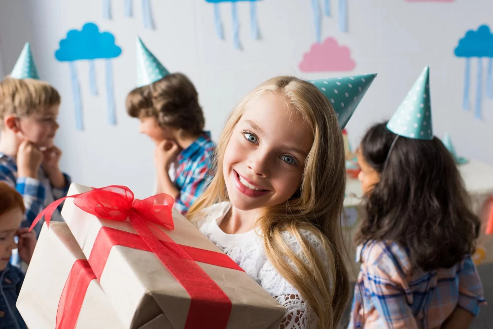 How to Choose the Perfect Toy for a Birthday Party Gift