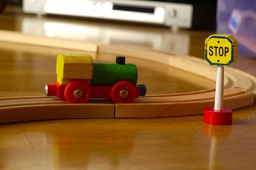 How to Successfully Organize a Community Toy Exchange