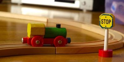 How to Successfully Organize a Community Toy Exchange