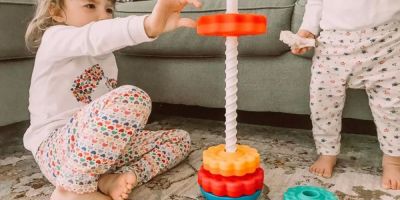 Top 10 Toys for Promoting Fine Motor Skills in Children