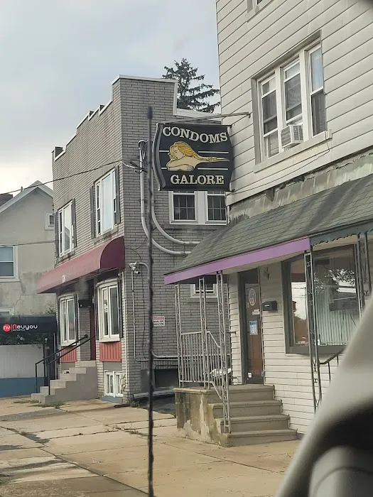 Condoms Galore 0