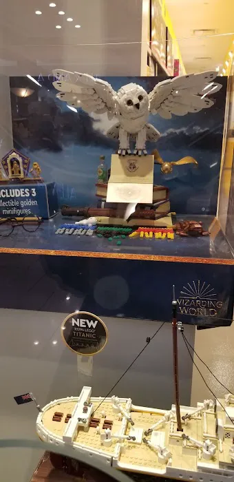 The LEGO® Store Cherry Hill 5