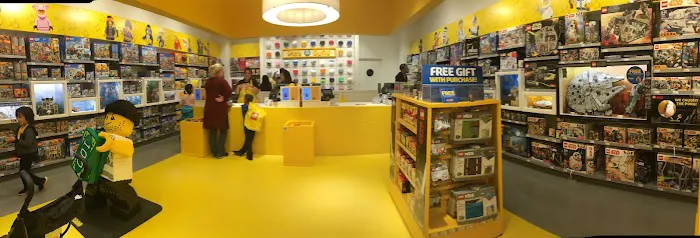 The LEGO® Store Cherry Hill 2