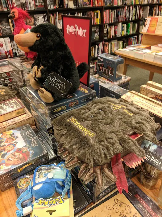 Barnes & Noble 9