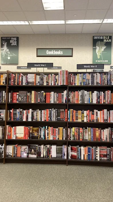Barnes & Noble 3