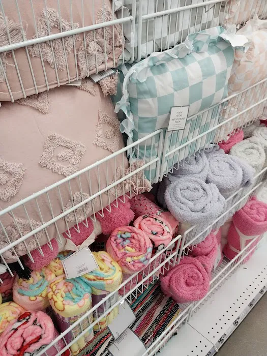 Five Below 4