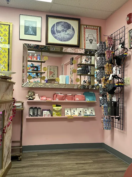 F.E.M. Shop 2