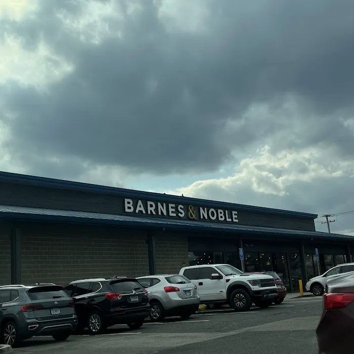 Barnes & Noble 7