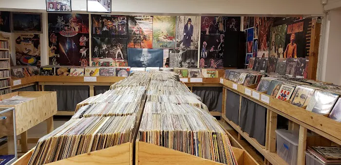 Revolution Records 6