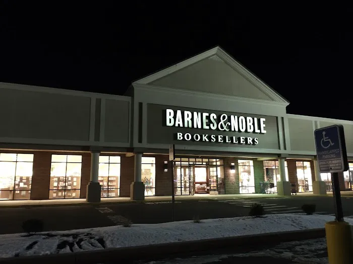 Barnes & Noble 8