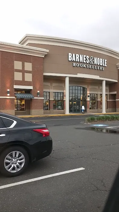 Barnes & Noble 8
