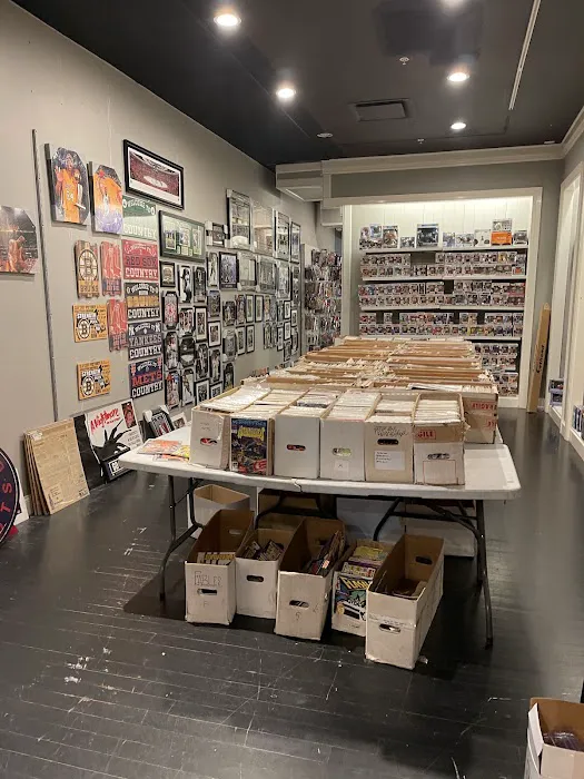 Collectibles and cards 0