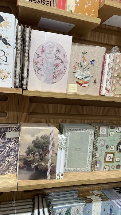 Barnes & Noble 1
