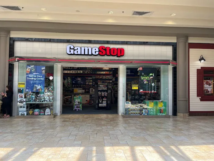 GameStop 7