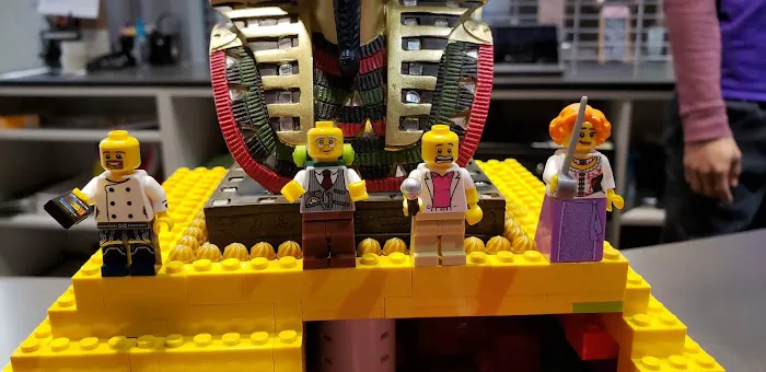 The LEGO® Store Crossgates Mall 2