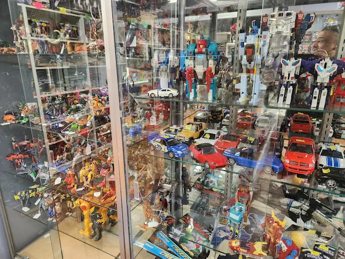 The Collectors Realm 4
