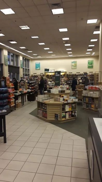 Barnes & Noble 4
