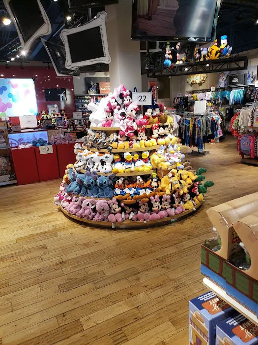 Disney Store 4