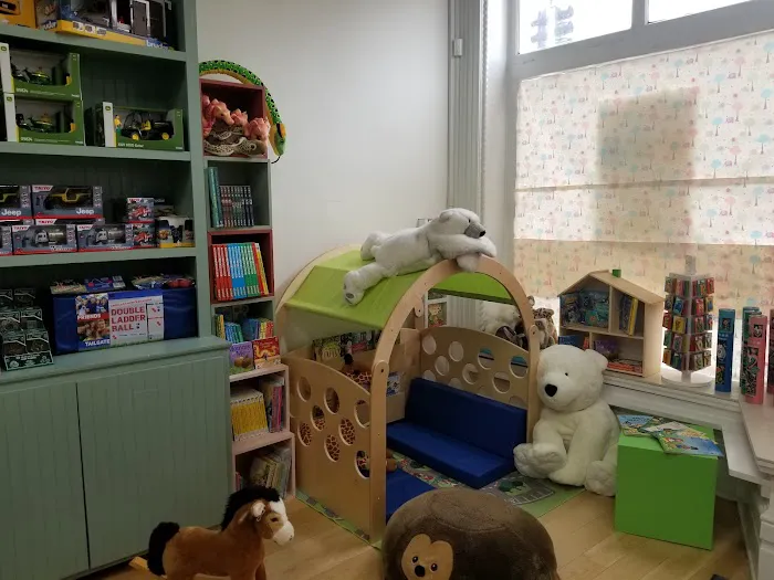 Toy Utopia 4