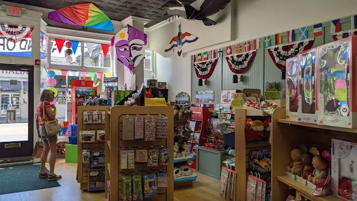 Toy Utopia 8