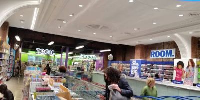 Five Below