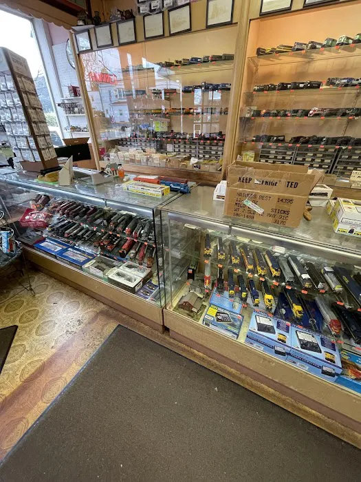 Sattler's H O Trains & Hobbies 6