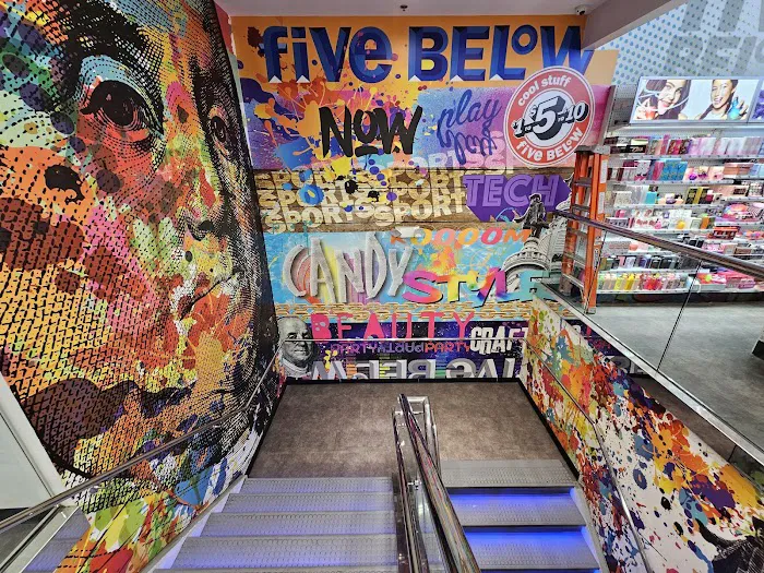 Five Below 5
