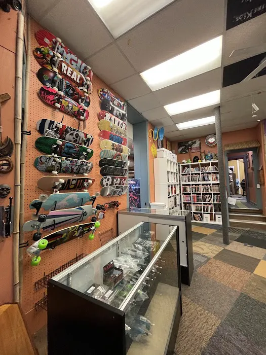 Luke and Cade's Toy Chest (The Nerd Mall) 1