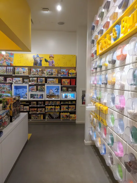 The LEGO® Store Providence Place 1