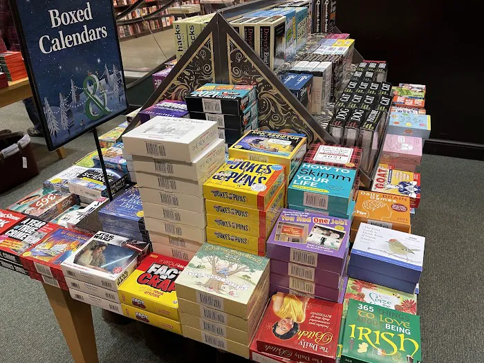 Barnes & Noble 4