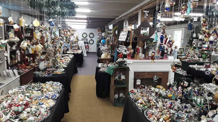 Cynthia Creations Gift Shop 4