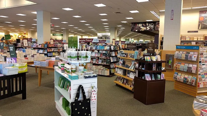 Barnes & Noble 2
