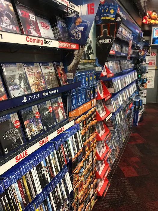 GameStop 3