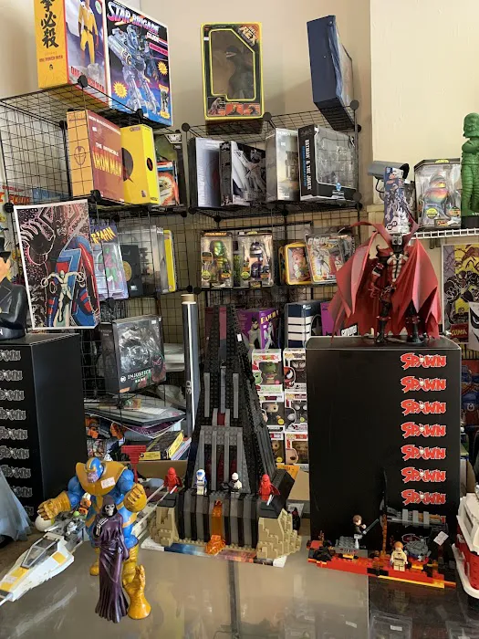 weird-o comics and collectibles 5