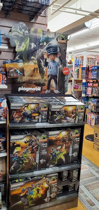 Toys On The Square 0