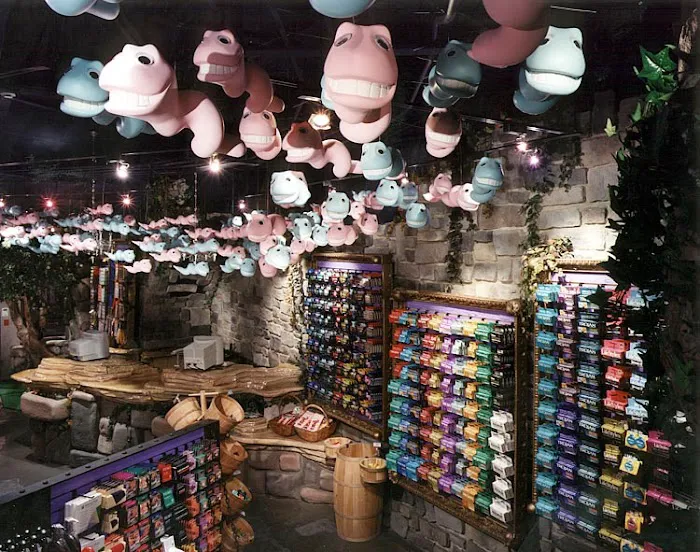 Condom Kingdom 6