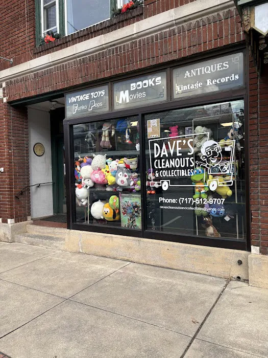 Dave's Cleanouts and Collectibles 3