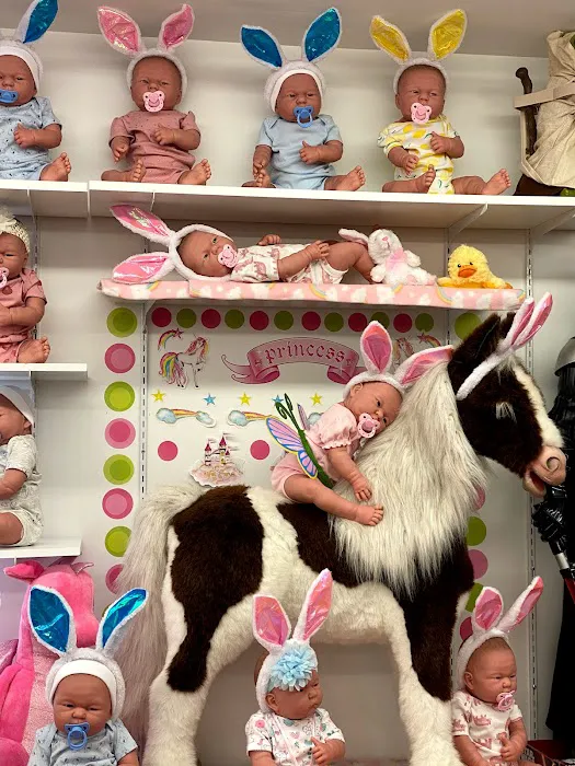 Doll Outlet 8