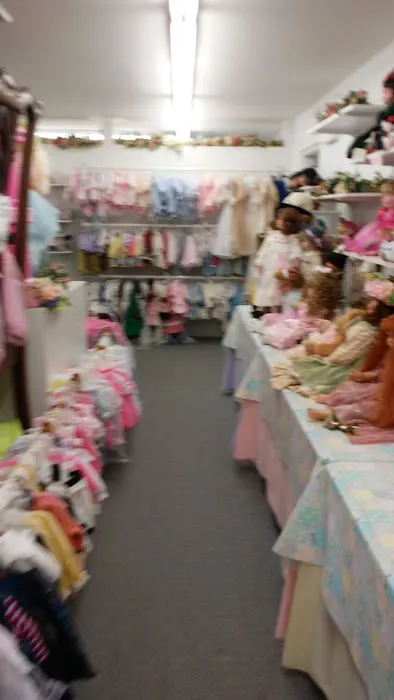 Doll Outlet 6