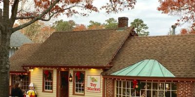 Toy Market - Historic Smithville