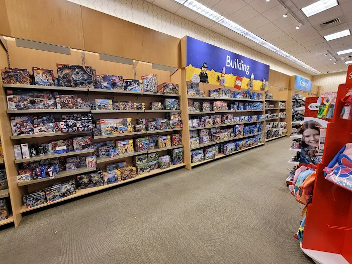 Barnes & Noble 8