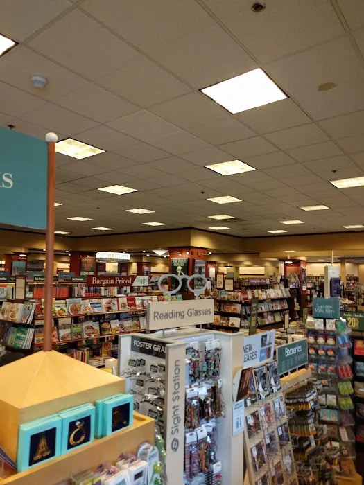 Barnes & Noble 2