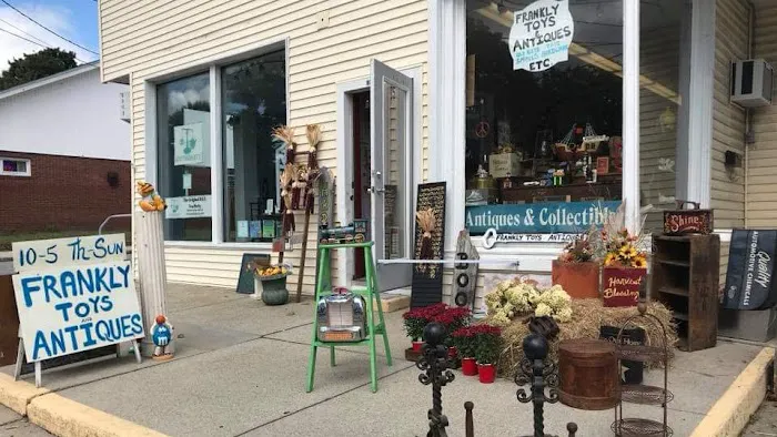 Frankly Toys & Antiques 8