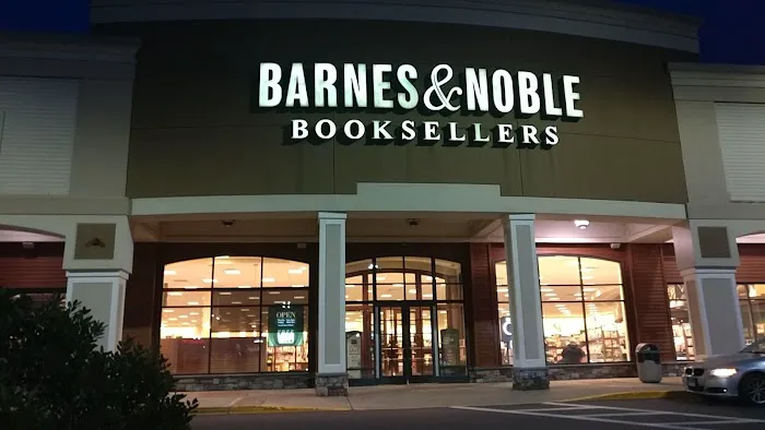 Barnes & Noble 3