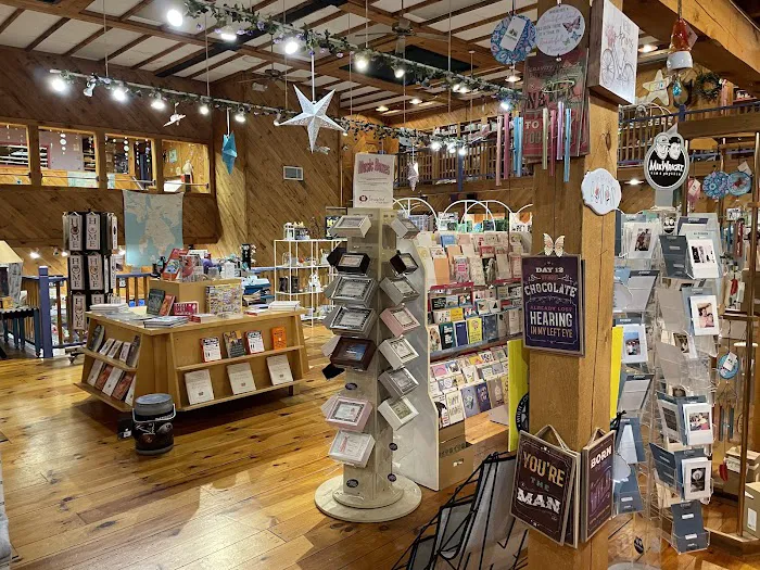 Imagine Gift Store 9