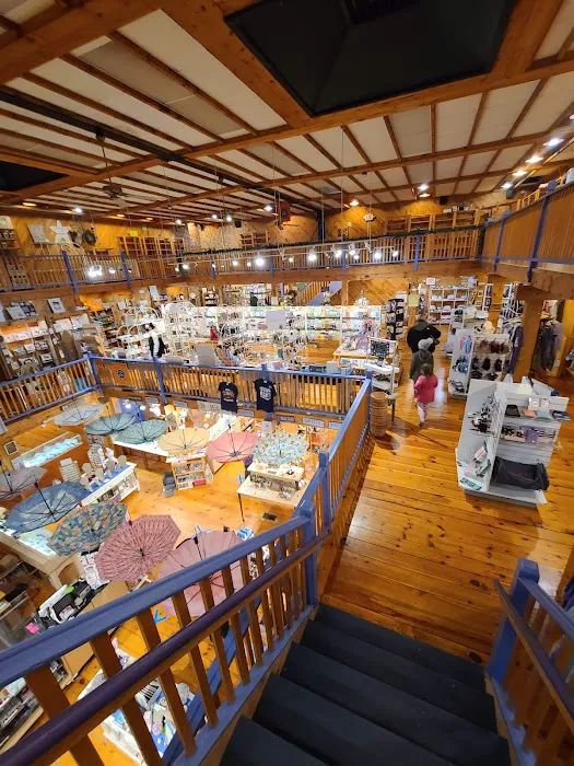 Imagine Gift Store 6