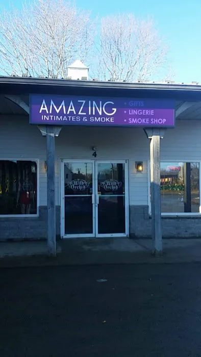 AMAZING Intimates and Smoke 0