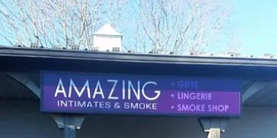 AMAZING Intimates and Smoke